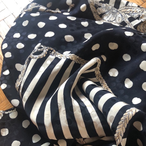 Vintage Carlisle black & cream SILK  blouse (size 12) - Picture 6 of 12